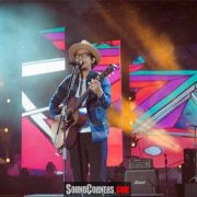 Sandy Canester Tampil Memukau Membawakan Lagu “Jangan Sepi”