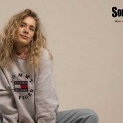 Anna Of The North Merilis  “Here’s To Another”  Dengan Video Musik Sinematik