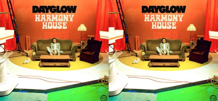 Dayglow Merilis Album “Harmony House” : Replikasi Analog Sound Pop 70-an dan 80-an