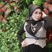 Kau : Single Ke-dua Tia Veres Buktikan Konsisten Lady Rocker Indonesia