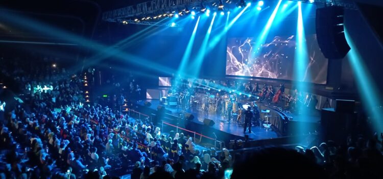 Membawakan 18 Lagu Hitsnya di era-80an Konser Semusim Nicky Astria Full Penonton