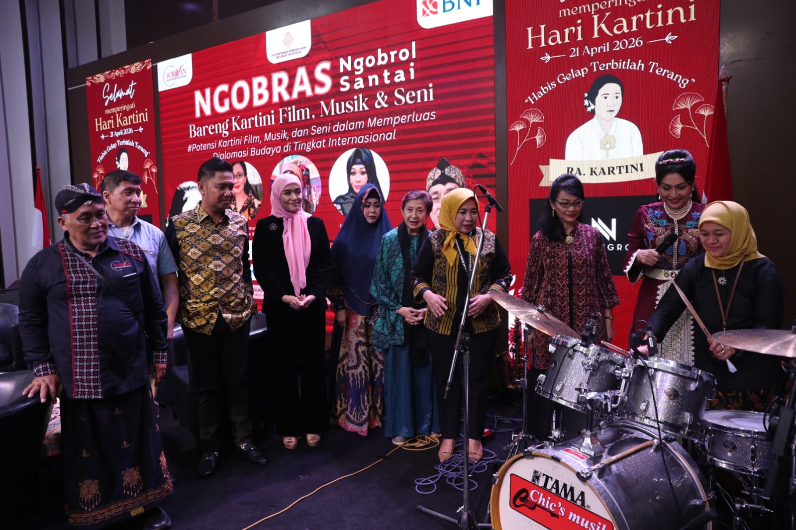 Gokil! Rayain Ultah ke-12 FORWAN, Talkshow Kartini Masa Kini Bareng Musisi dan Artis Senior Makin Pecah!