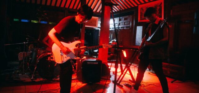Perkenalan Gelap dan Jujur dari Black Langues Di single “Happy”