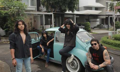 Album Perdana REBORN Berisi Sejumlah Lagu Orisinal
